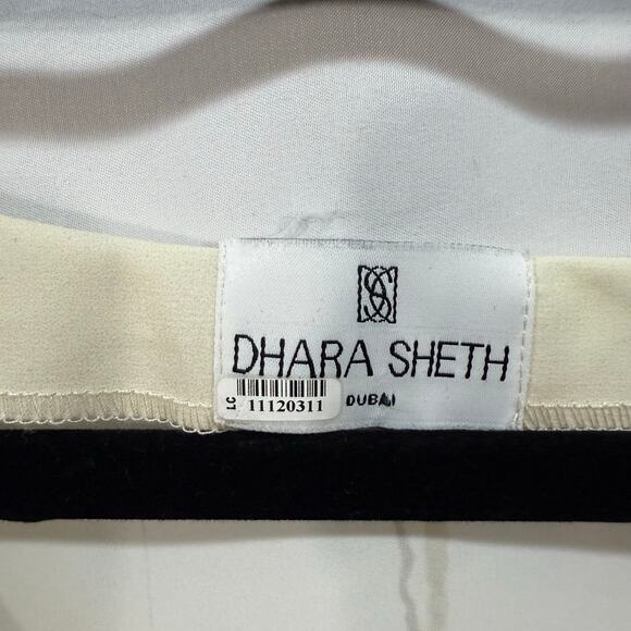 Dhara Sheth Dubai Printed Kaftan Midi Sheath V Neck Short Sleeve One Size - Picture 2 of 6